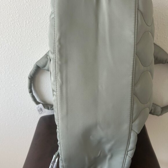 Samantha Brown To-Go Quilted Travel Hobo with Crossbody Bag SAGE nwt - Picture 10 of 16